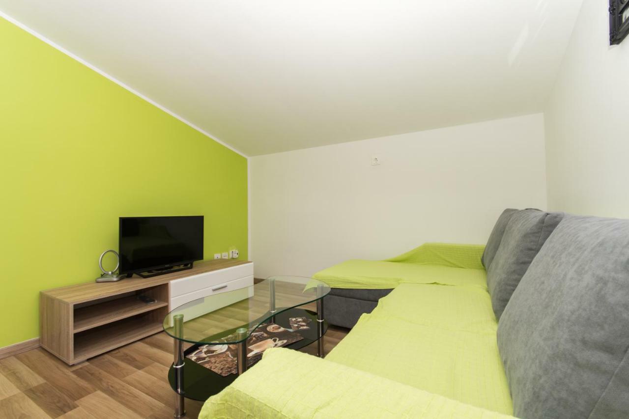 Apartmani Island โตรกีร์ ภายนอก รูปภาพ