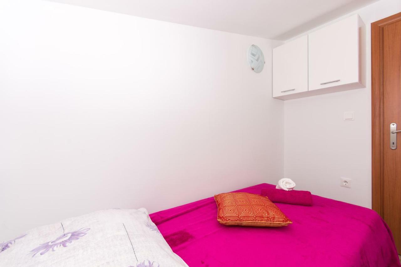 Apartmani Island โตรกีร์ ภายนอก รูปภาพ