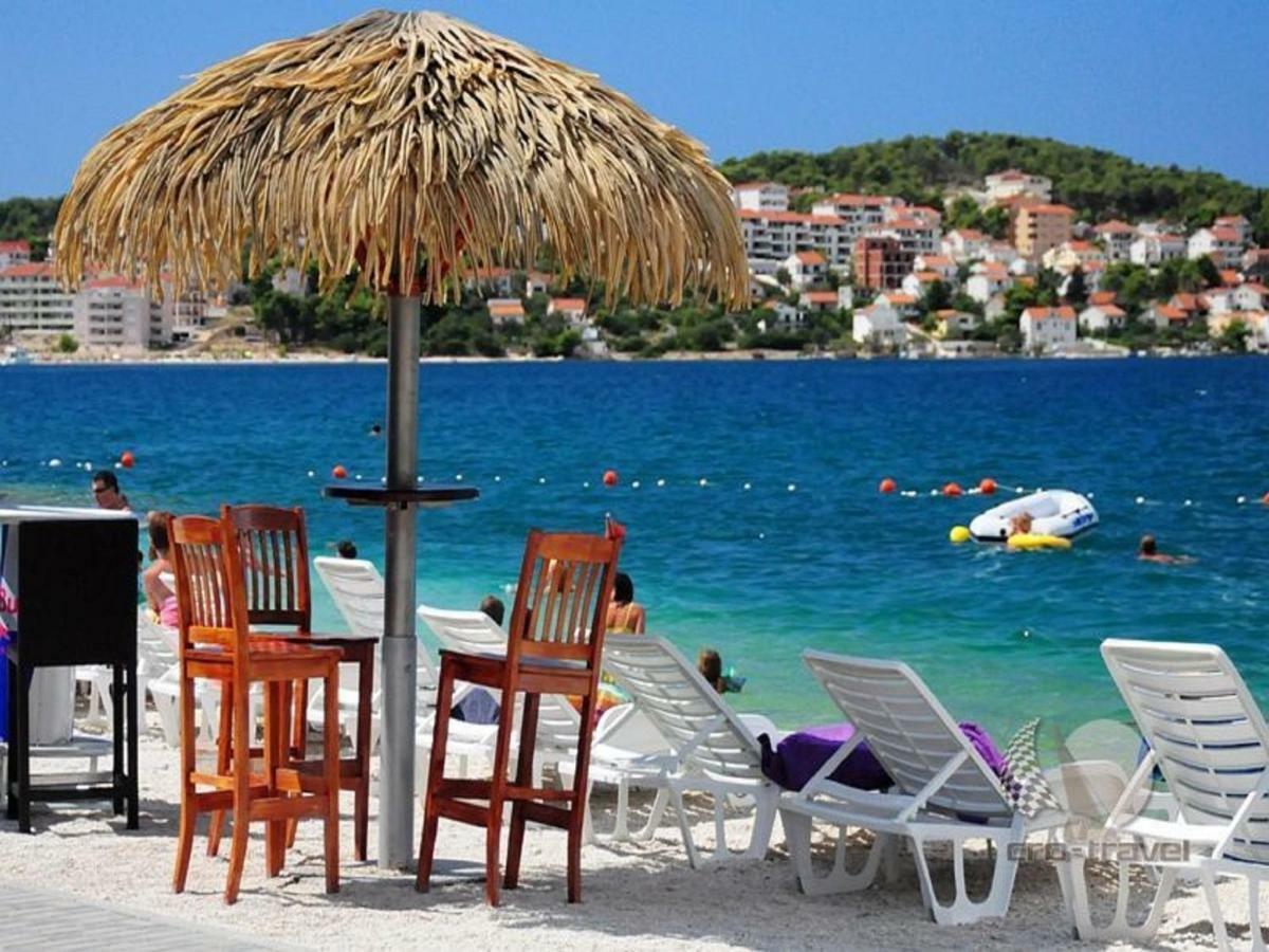 Apartmani Island โตรกีร์ ภายนอก รูปภาพ