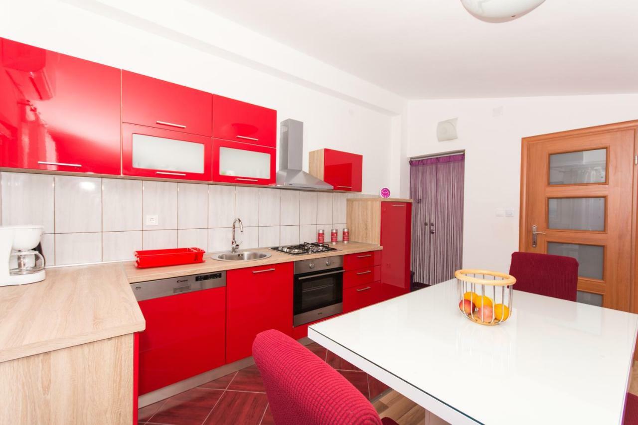 Apartmani Island โตรกีร์ ภายนอก รูปภาพ